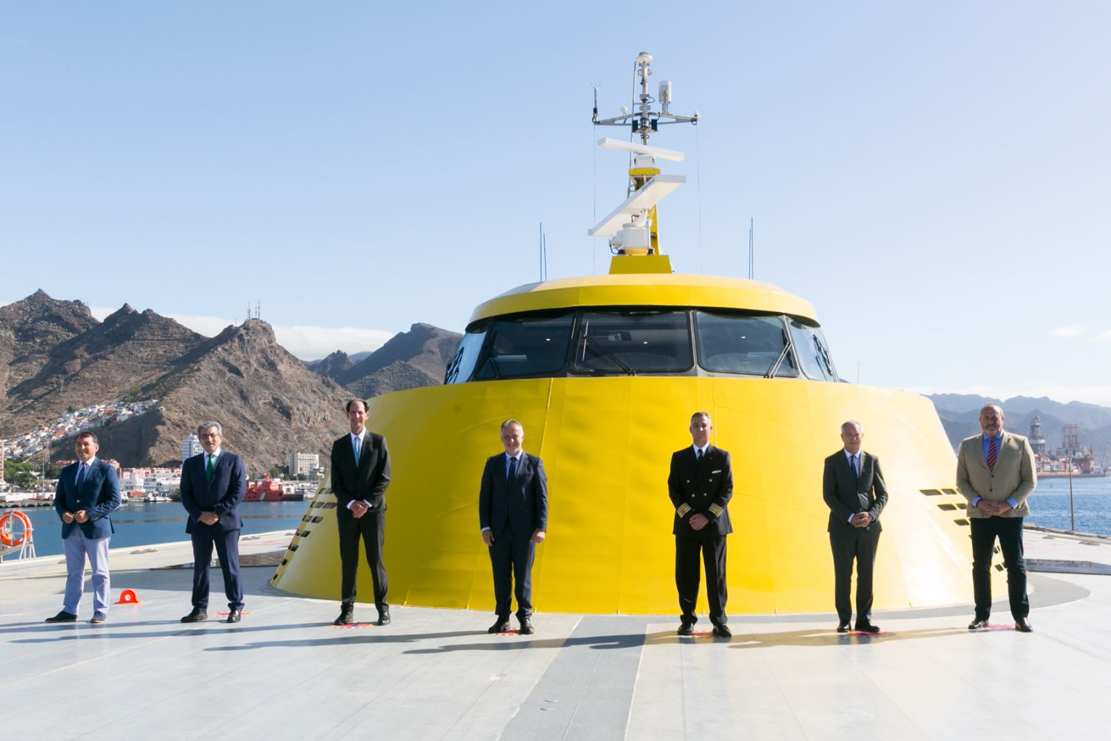 Fred. Olsen Express trae a Canarias el trimarán más moderno y rápido